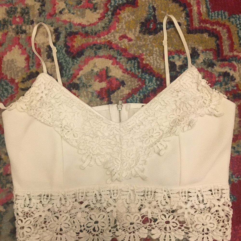 Windsor boho beachy festival crochet crop cami bralette size m
